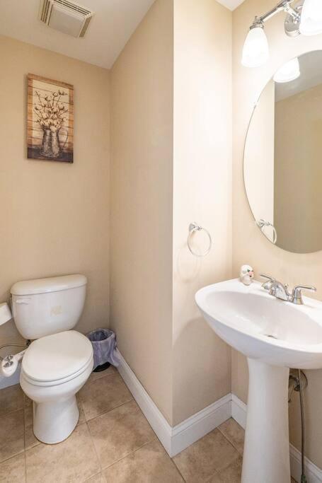 Luxury 4 Bedroom House In Pocono Mountains In Golf Course Near Lake Tobyhanna Екстер'єр фото